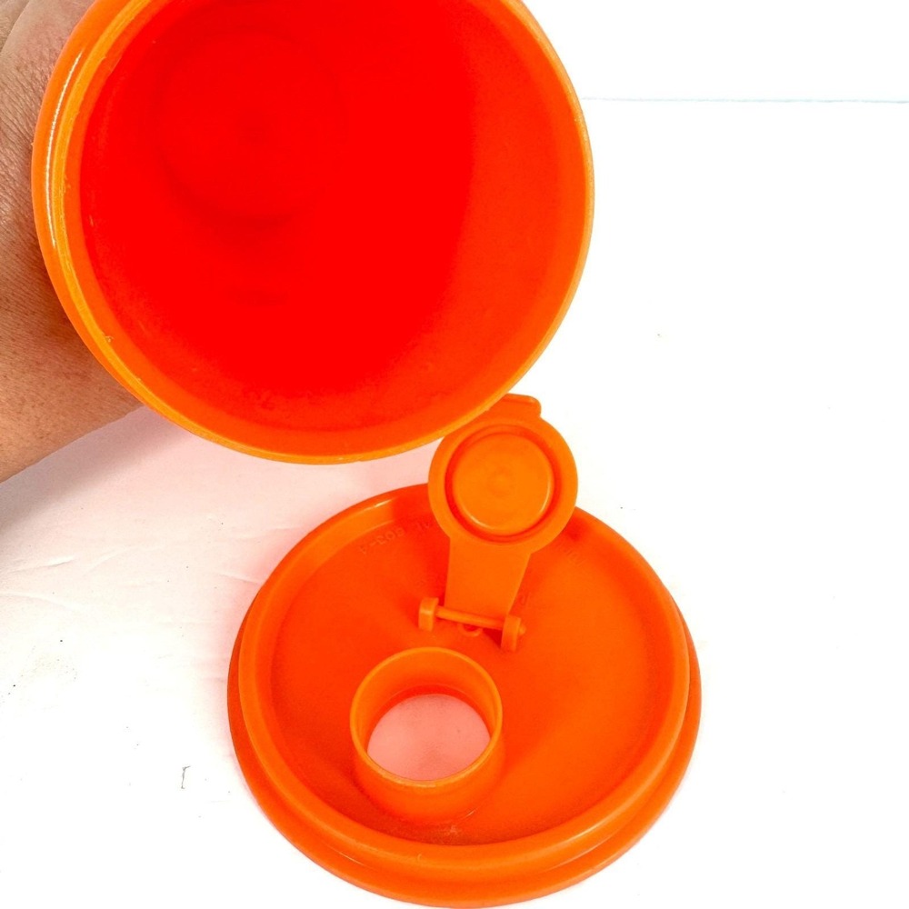 Vintage Tupperware Flip Top Container 1.5 Qt Orange Space Saver USA - Picture 6 of 8